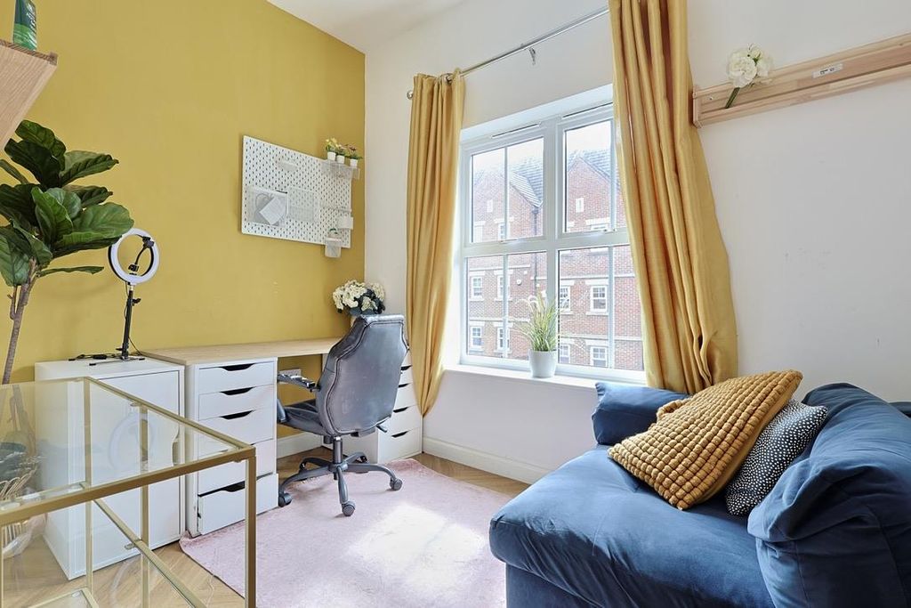 Additional image 22 of 5 bed end terrace house for saleFeatherstone Grove, Newcastle Upon Tyne NE3
