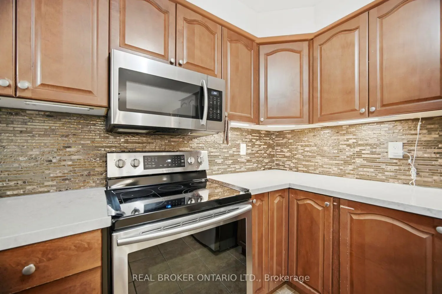 Additional image 5 of 3935 Skyview Street