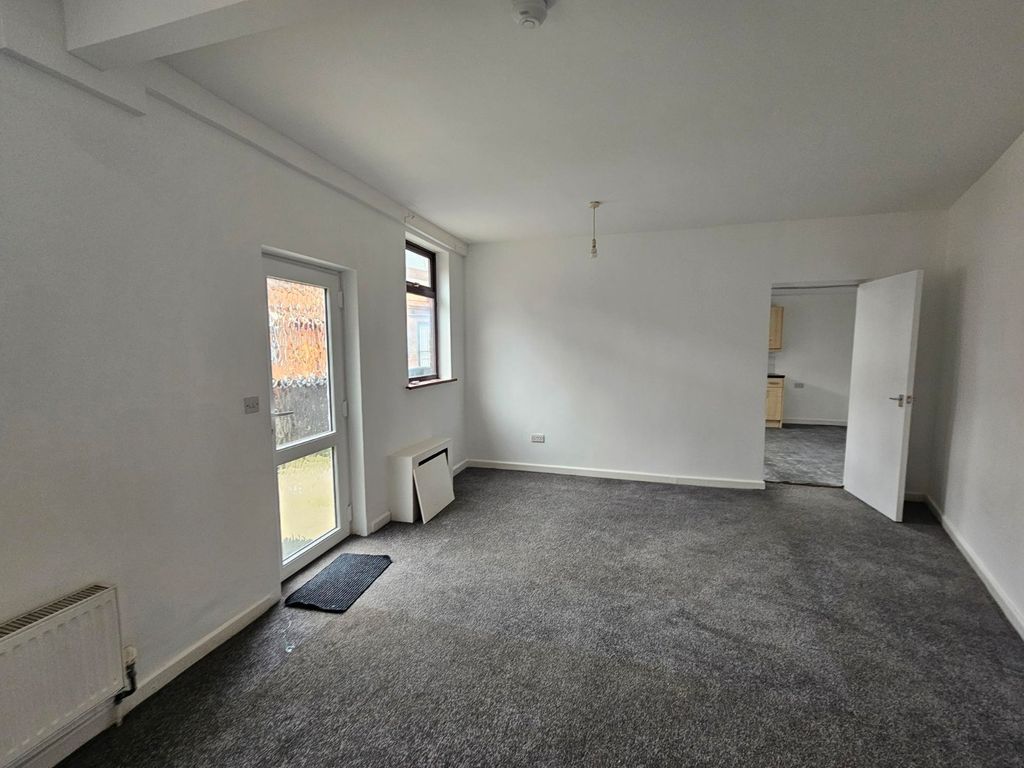 Additional image 9 of Studio for saleWallis Street, Nottingham, Nottinghamshire NG6