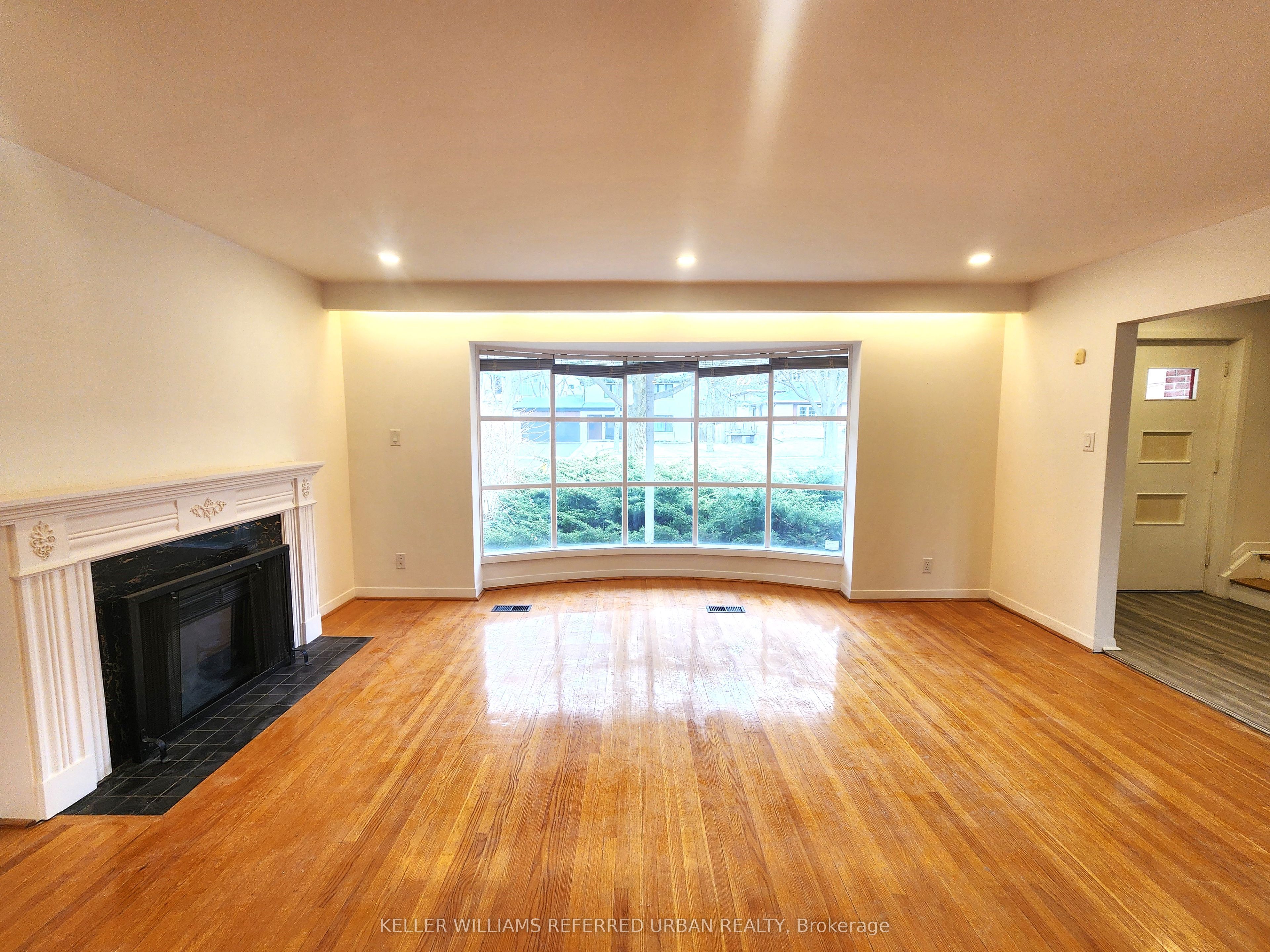 Additional image 4 of 35 Shippigan Crescent, Toronto, ON, M2J 2G1
