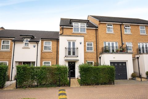 Autumn Way, West Drayton UB7