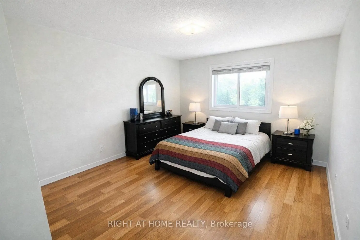 Additional image 13 of 4721 Colombo Crescent
