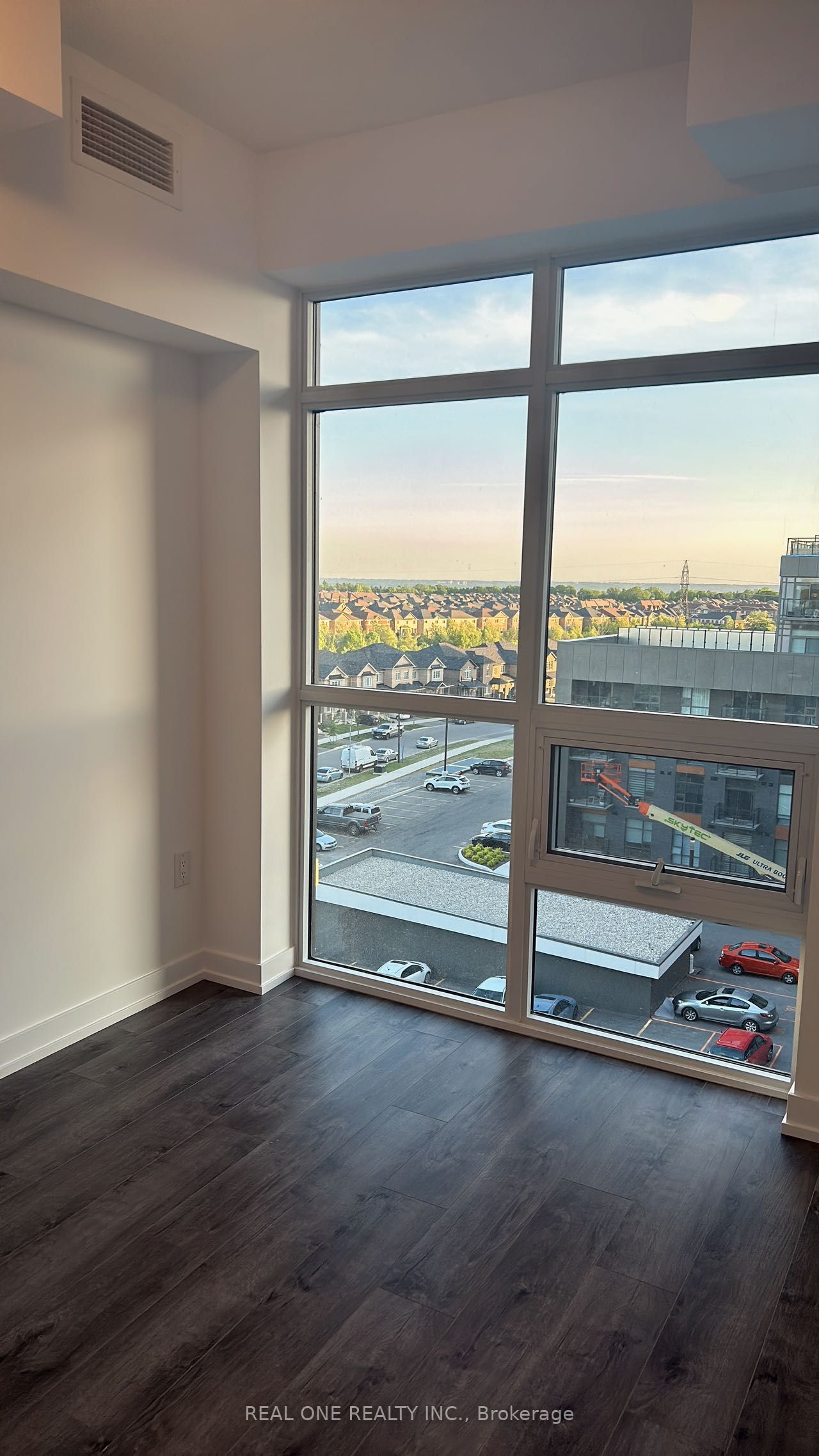 Additional image 3 of 614-470 Dundas Street E, Hamilton, ON, L8B 2A6