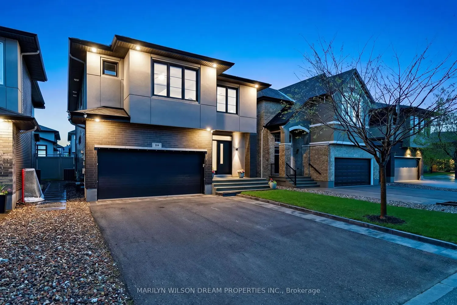 304 Andalusian Crescent