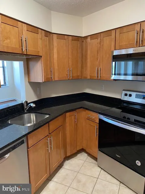 Additional image 38 of 3401 38th Street NW Unit 813, Washington, DC 20016