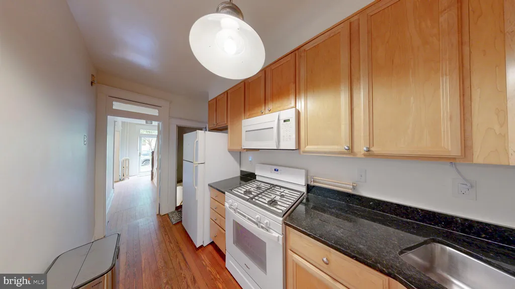 Additional image 6 of 3552 T Street NW, Washington, DC 20007