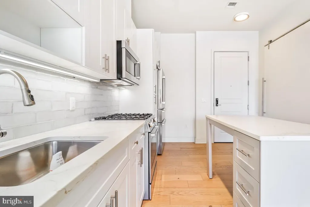 Additional image 8 of 6803 Cameron Drive NW Unit 314, Washington, DC 20012