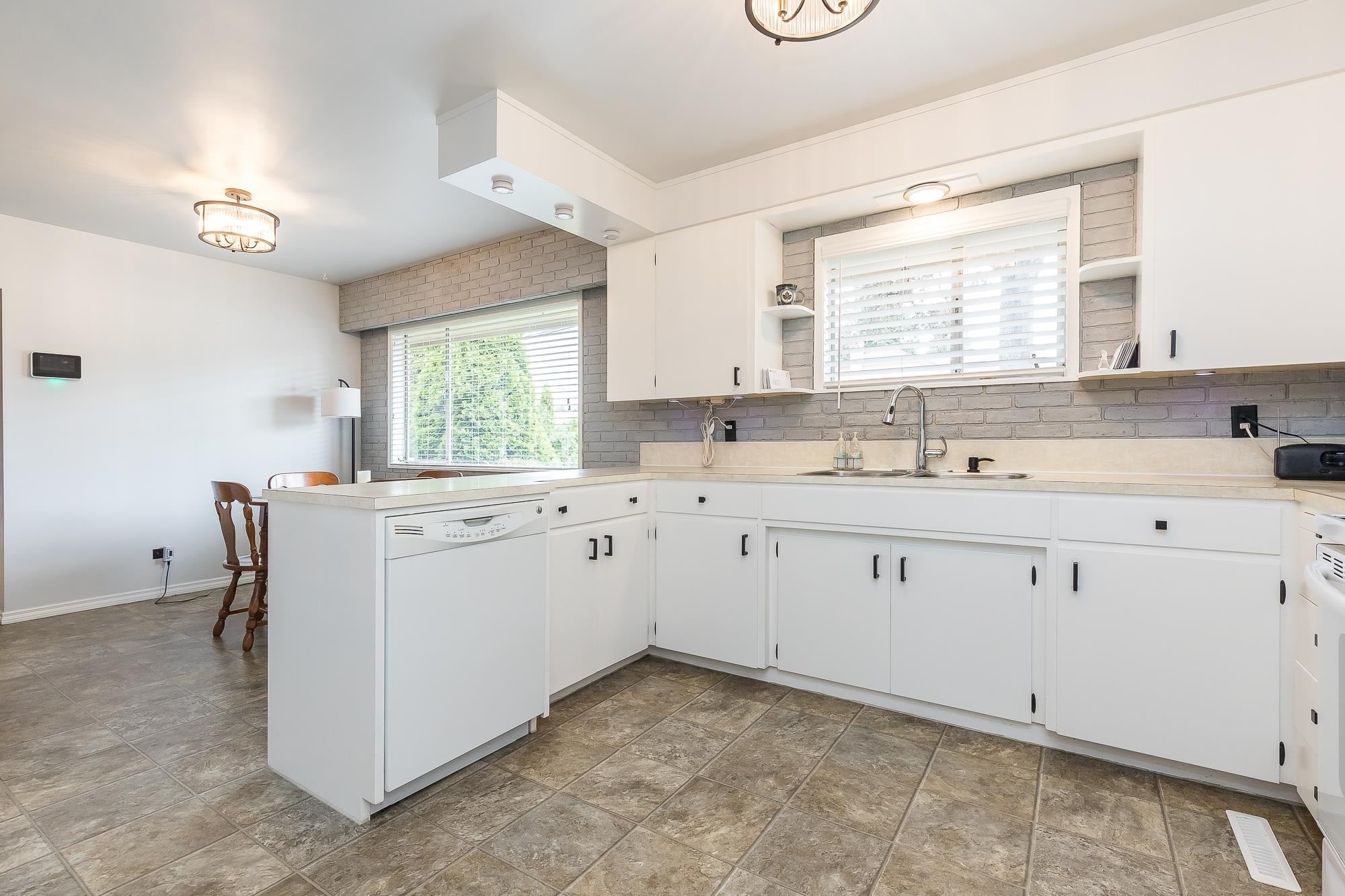 Additional image 6 of 12373 203 Street, Maple Ridge, BC, V2X 4W1