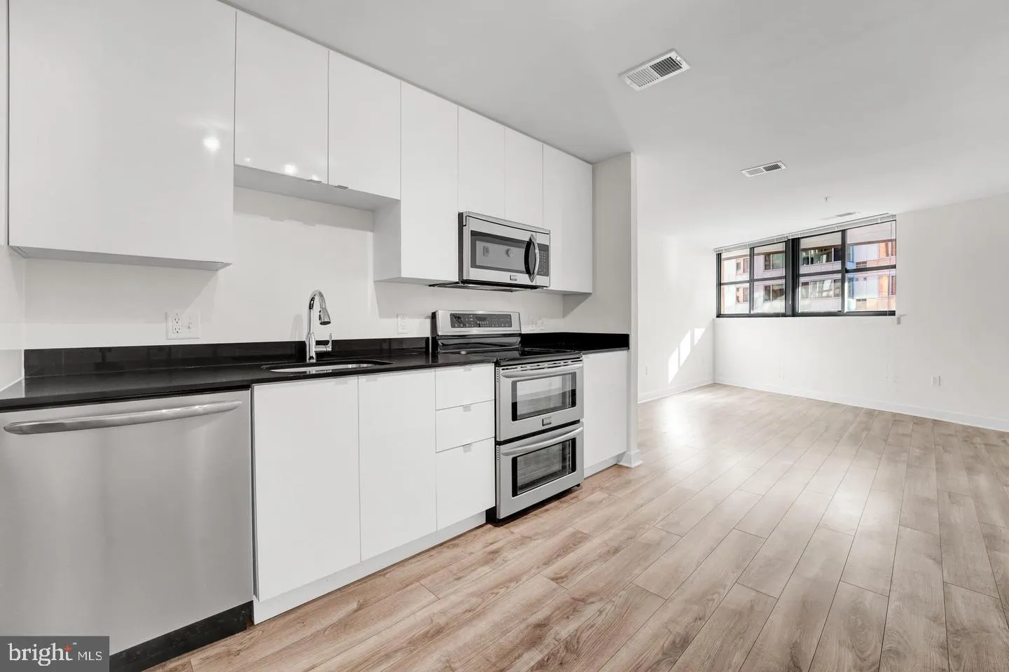Additional image 29 of 460 New York Ave NW Unit 405, Washington, DC 20001