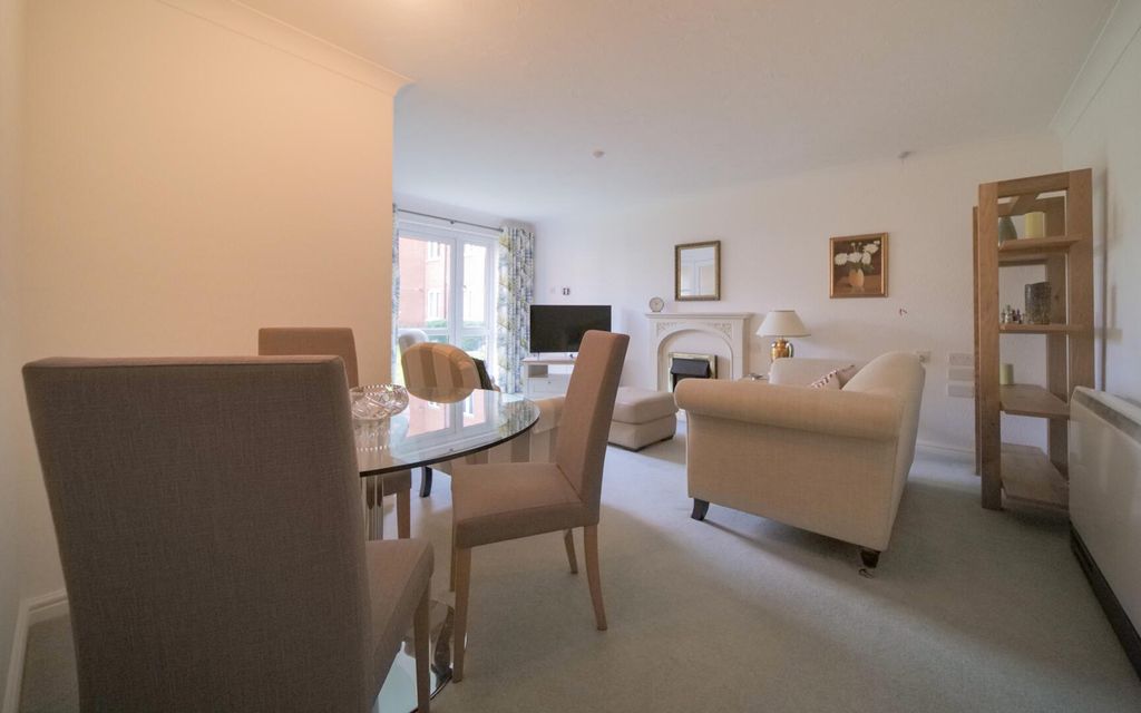 Additional image 5 of 1 bed property for saleGiffords Court, Melksham SN12