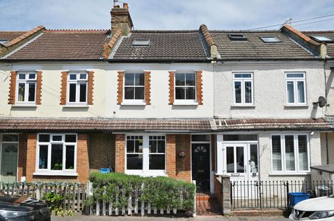 Andover Road, Twickenham TW2