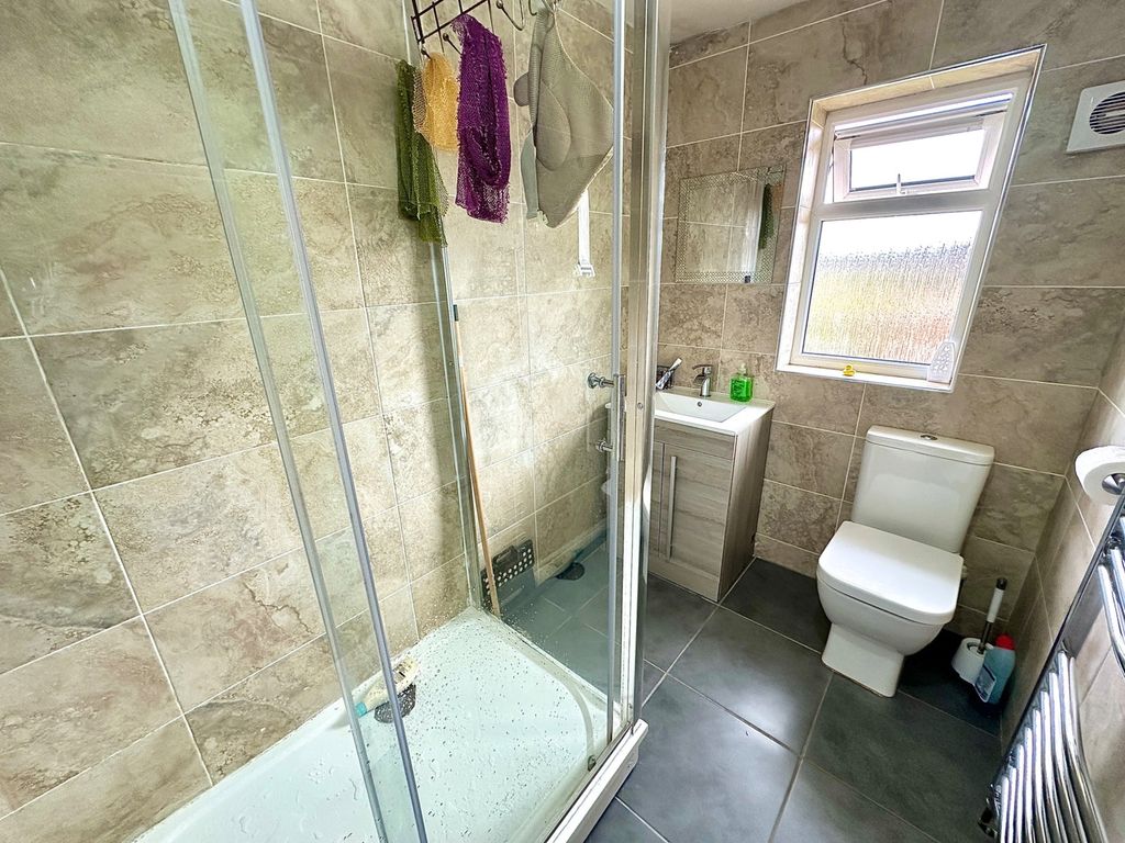 Additional image 7 of 2 bed flat for saleSwale Drive, Northampton NN5