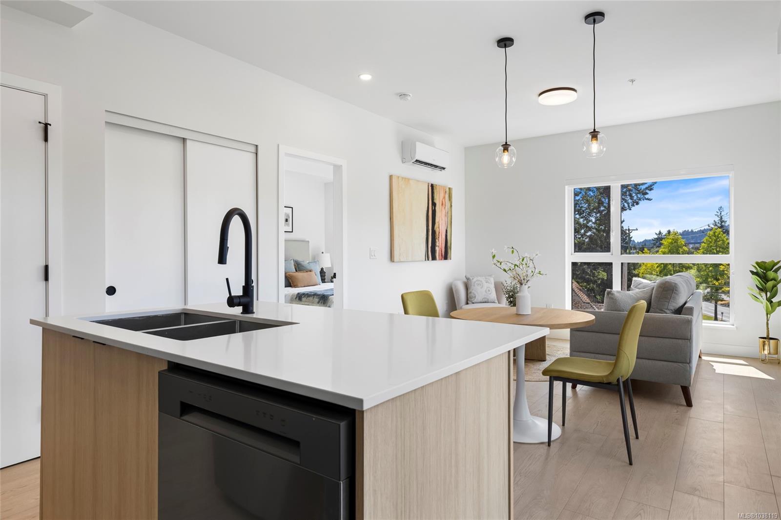 Additional image 2 of 306-2629 Millstream Road, Langford, BC, V9B 3R8