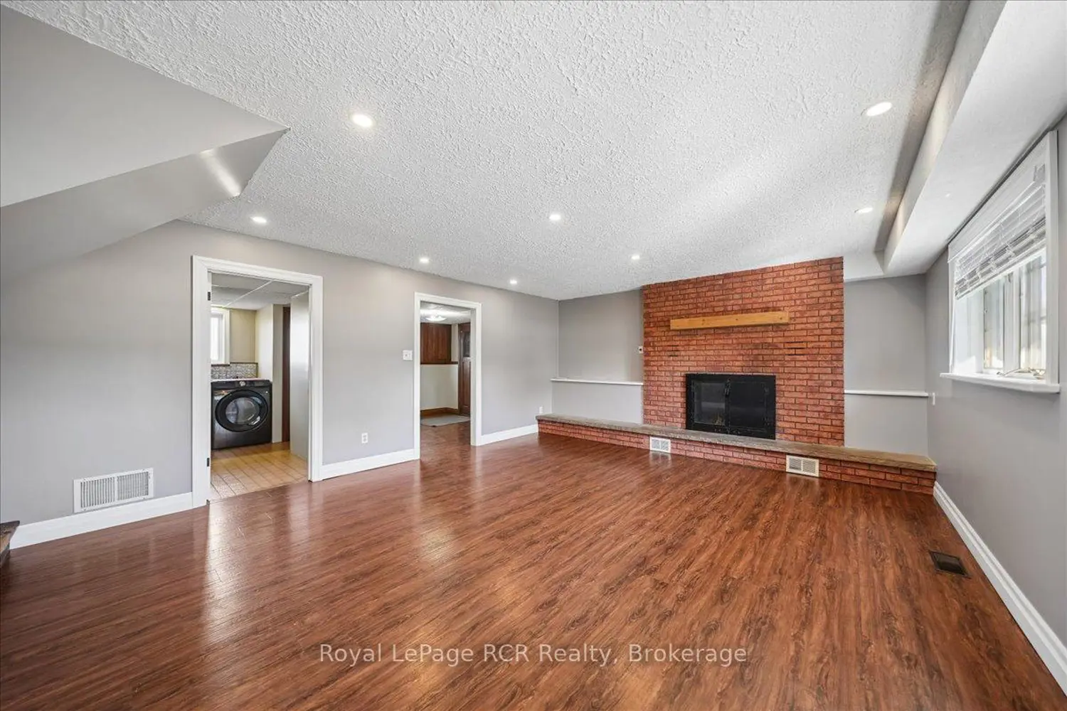 Additional image 12 of 883 30Th Street