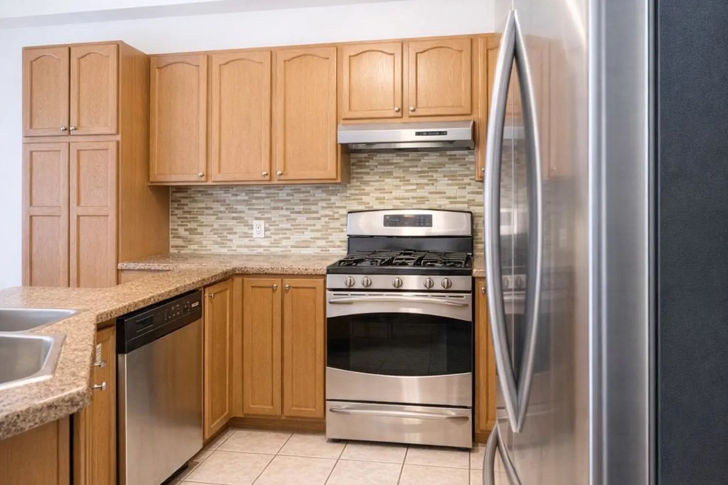 Additional image 7 of 4721 Colombo Crescent