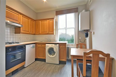 Broadhurst Gardens, South Hampstead NW6, Studio to rent