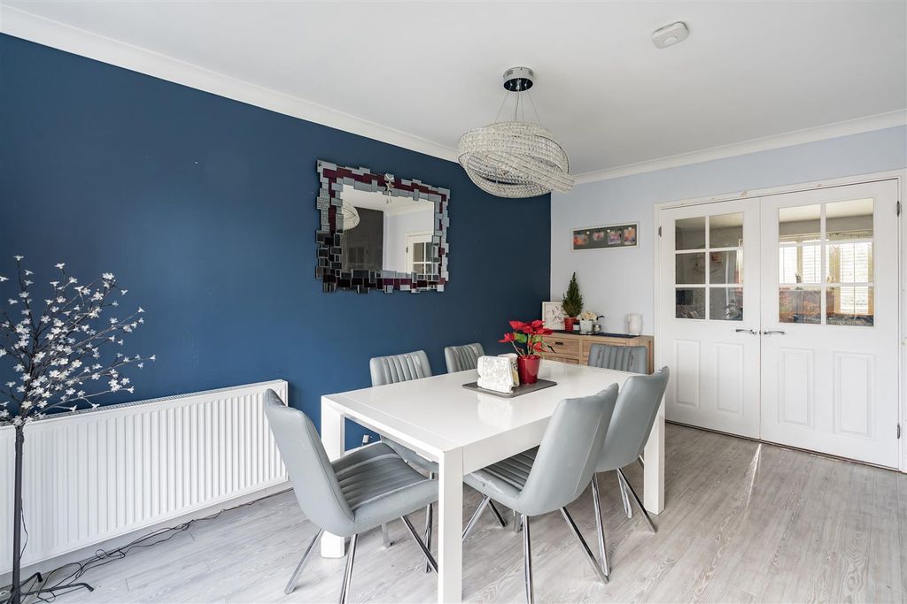 Additional image 8 of 4 bed link detached house for saleLambardes, New Ash Green DA3