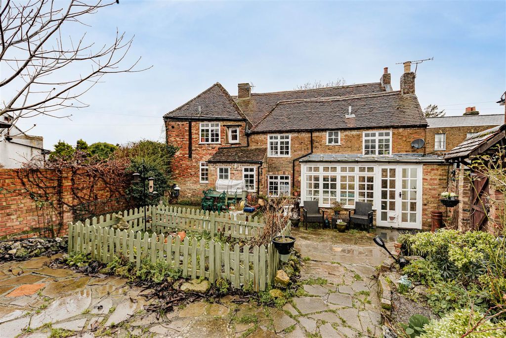 5 bed cottage for saleHigh Street, Minster, Ramsgate CT12