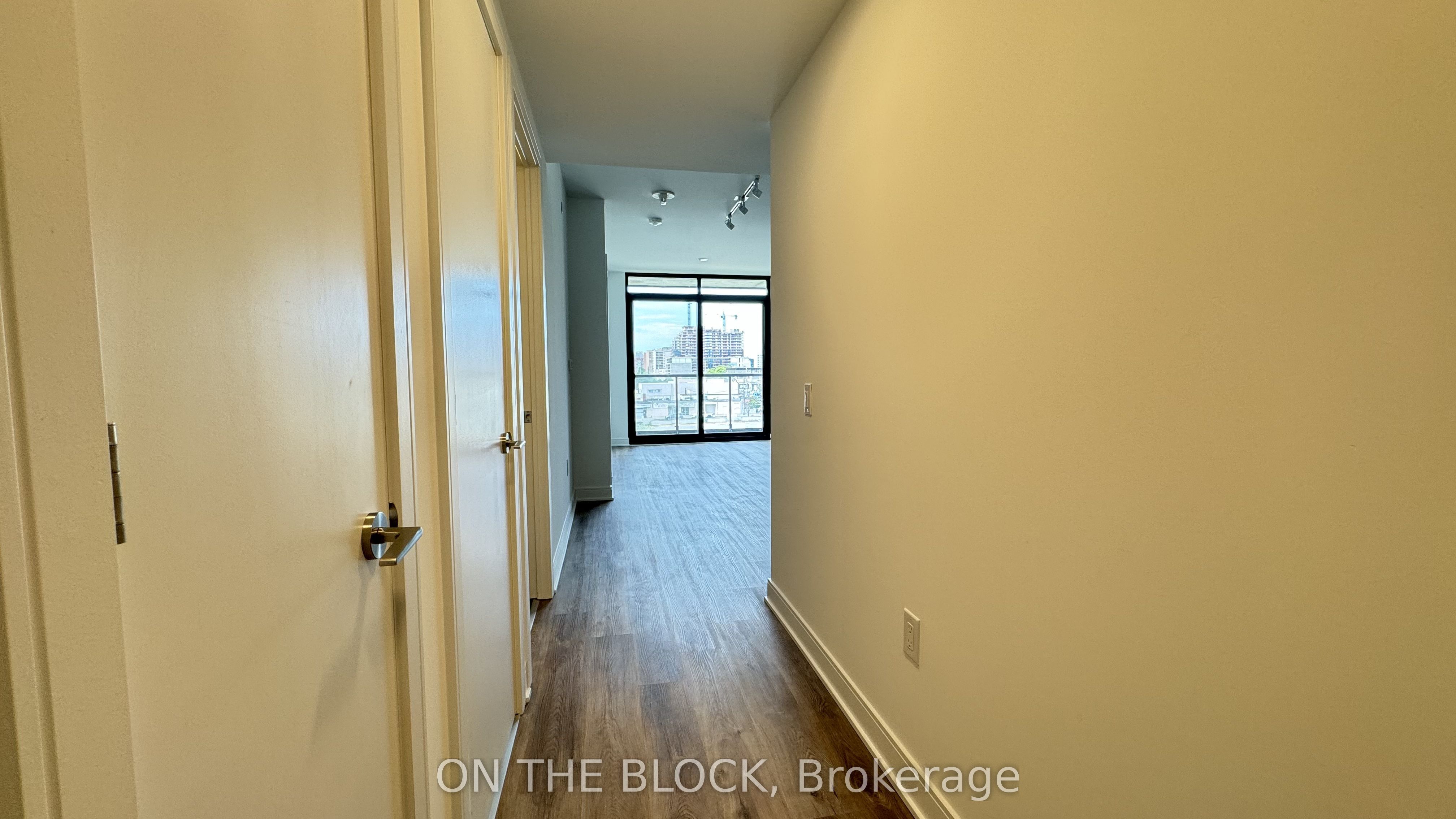 Additional image 5 of 423-86 Dundas Street E, Mississauga, ON, L5A 1W4