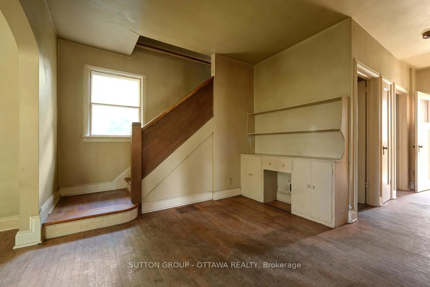 Additional image 8 of 1471 Cavendish Road