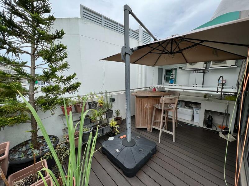 222 Duchess Avenue photo 4
