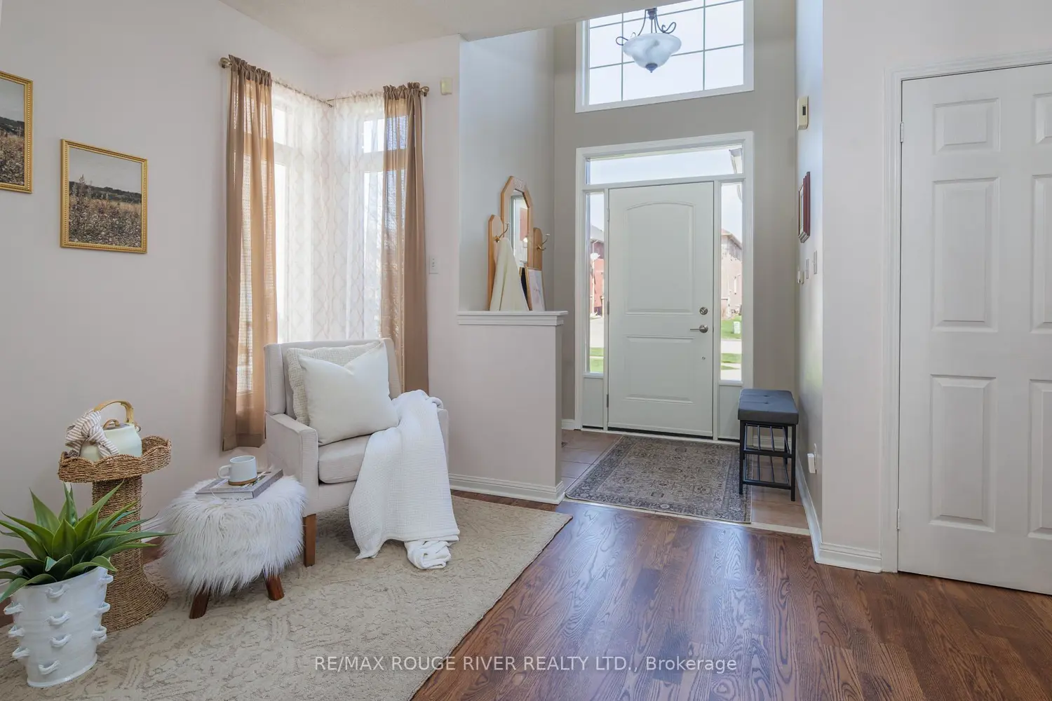 463 Summerpark Crescent