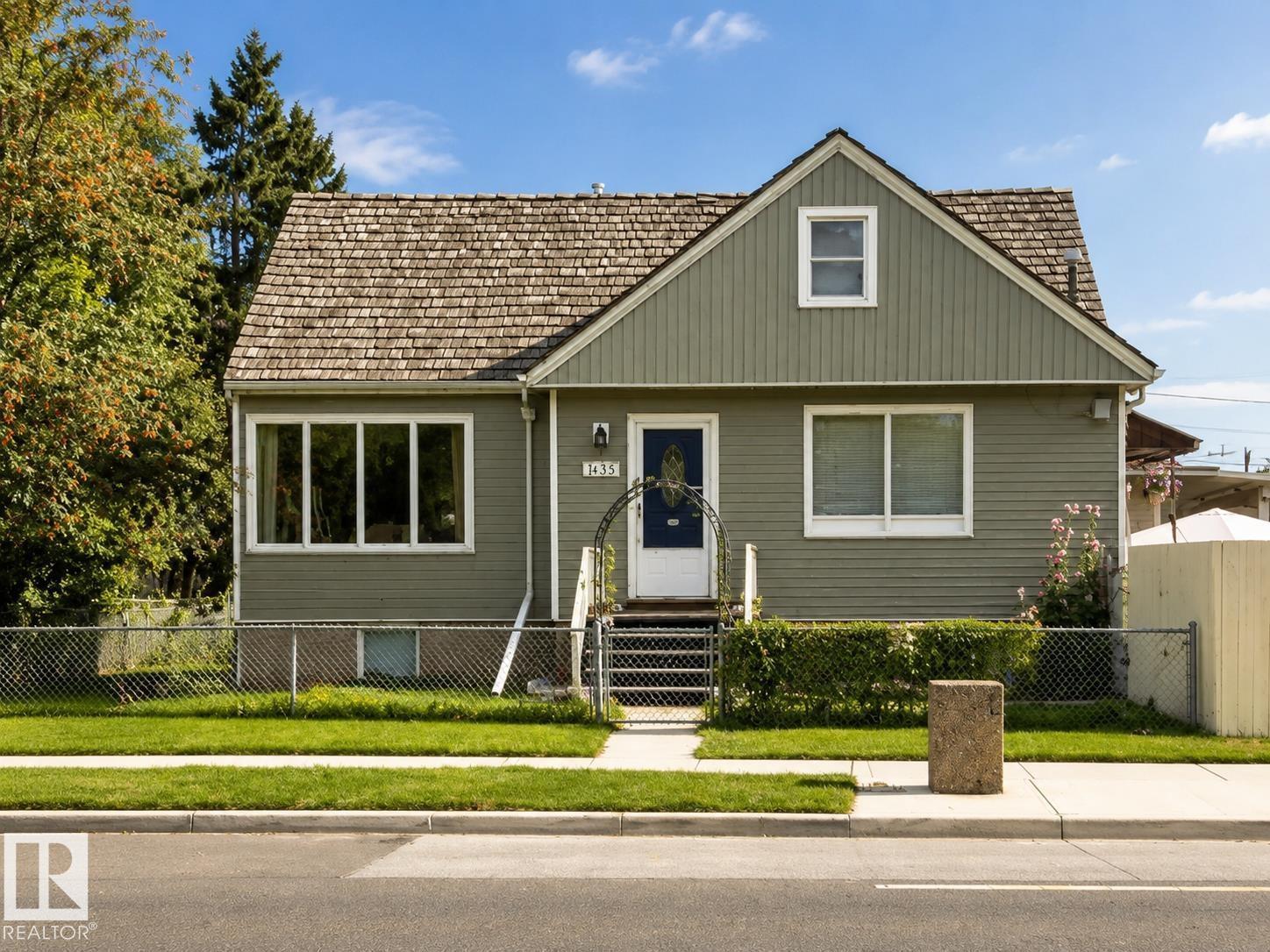 9724 122 Avenue NW, Edmonton, AB, T5G0T9