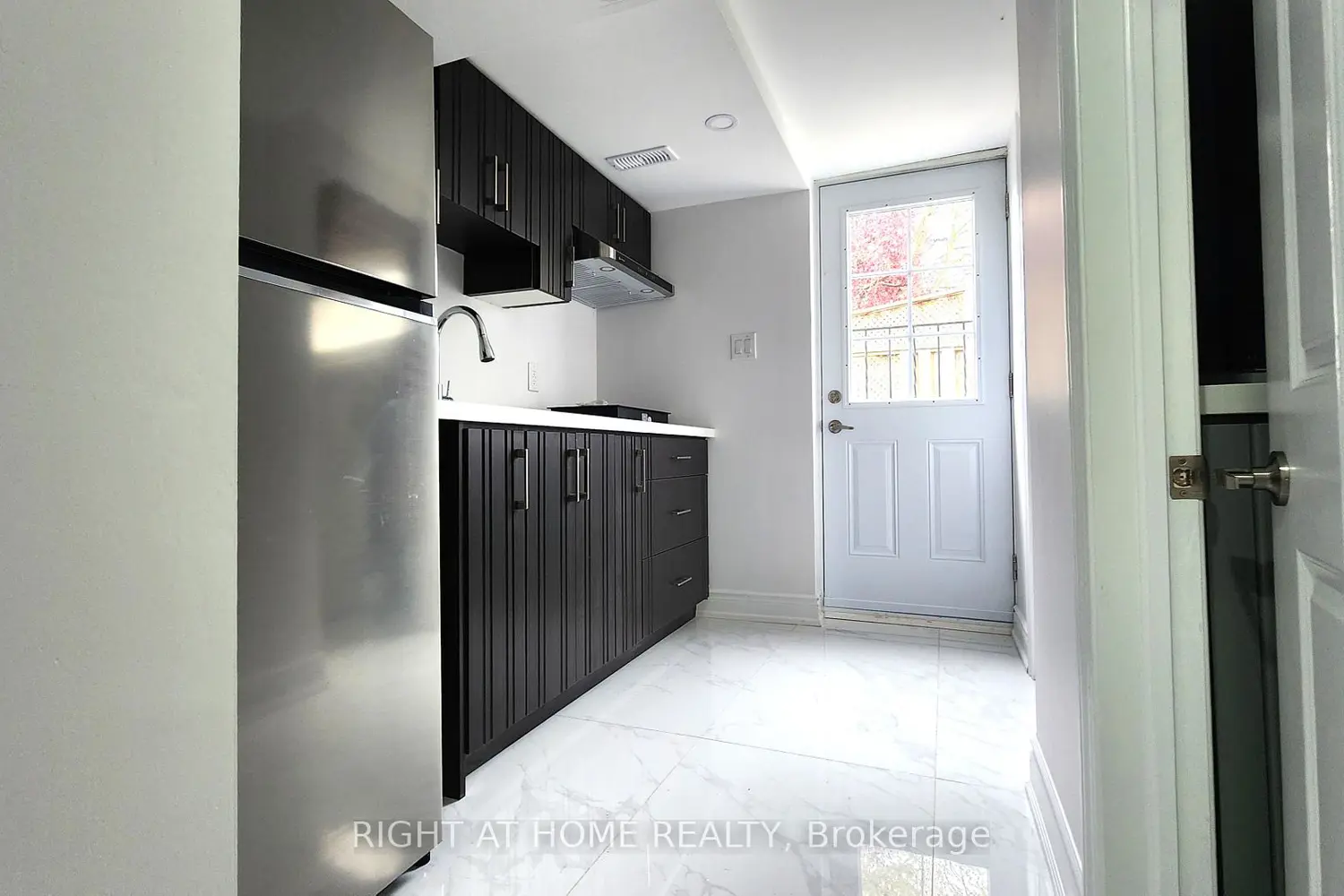 Additional image 8 of 5154 New Street