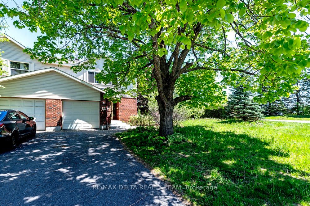 132 Acklam Terrace W, Ottawa, ON, K2K 2J5