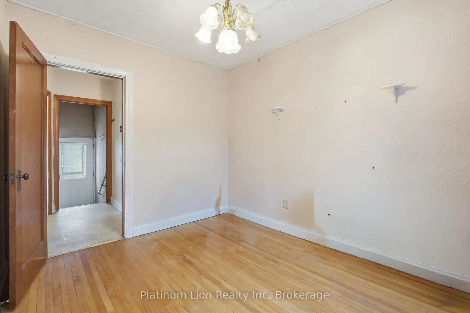 Additional image 7 of 609 Guelph Street