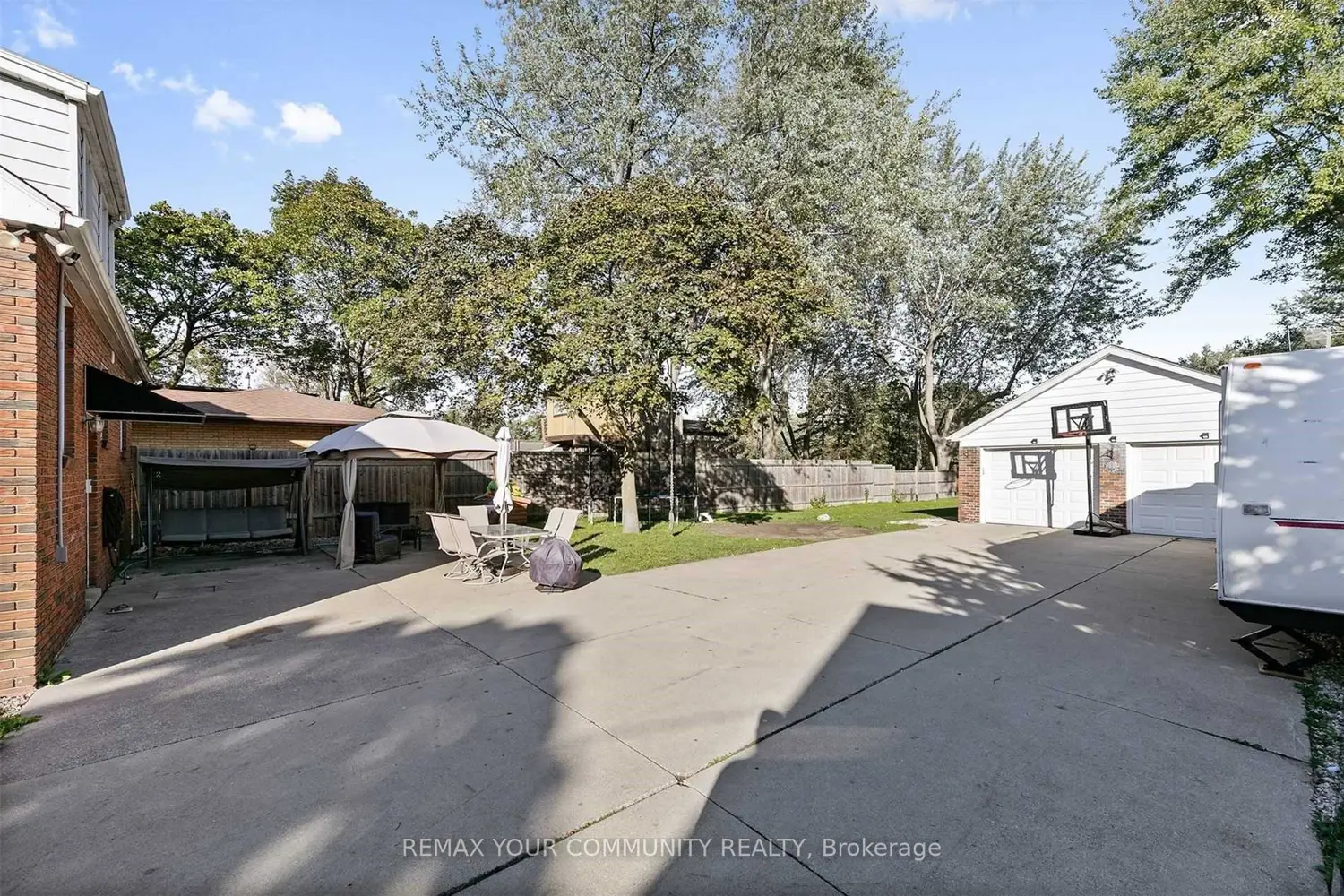 Additional image 18 of 4276 Howard Avenue