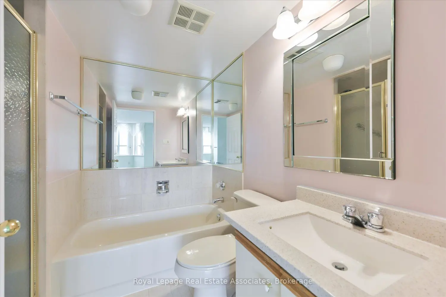 Additional image 17 of 10 Malta Avenue 1209