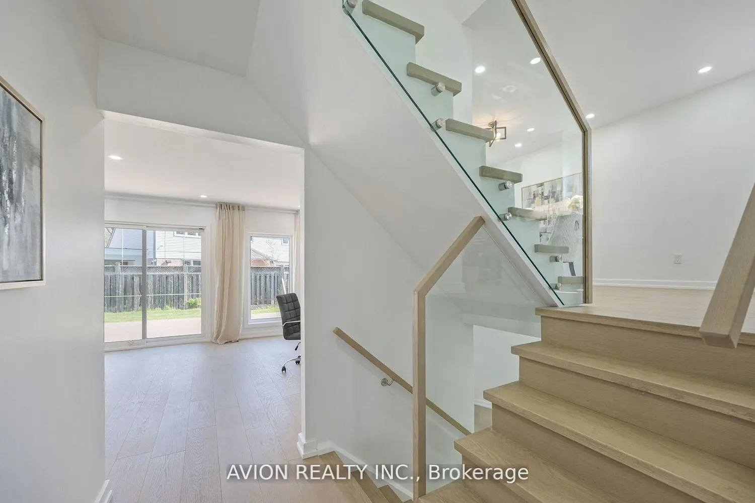 Additional image 9 of 1397 Highgate Court