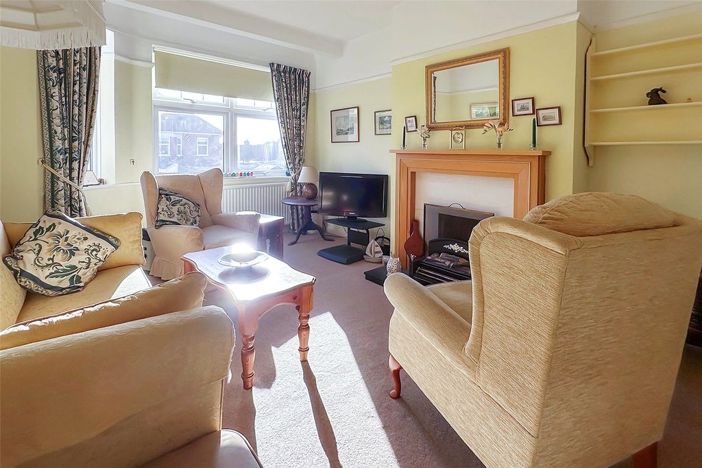 Additional image 10 of 2 bed flat for saleThe Grangeway, Rustington, Littlehampton, West Sussex BN16