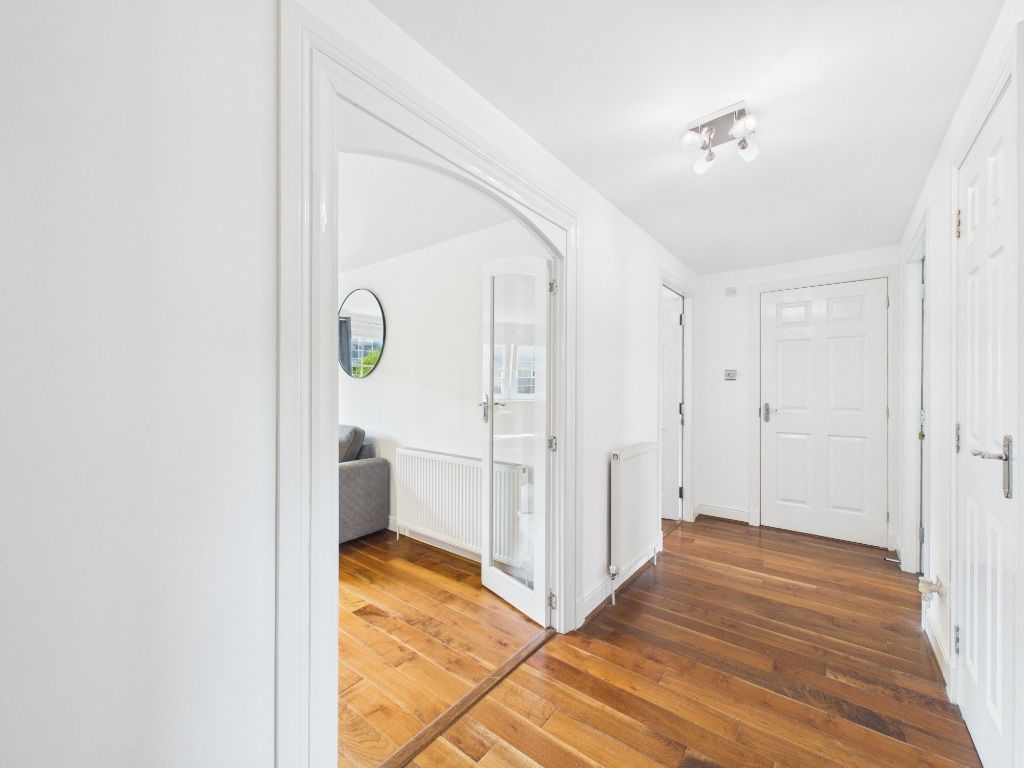 Additional image 5 of 2 bed flat for salePark Holme Court, Hamilton, South Lanarkshire ML3