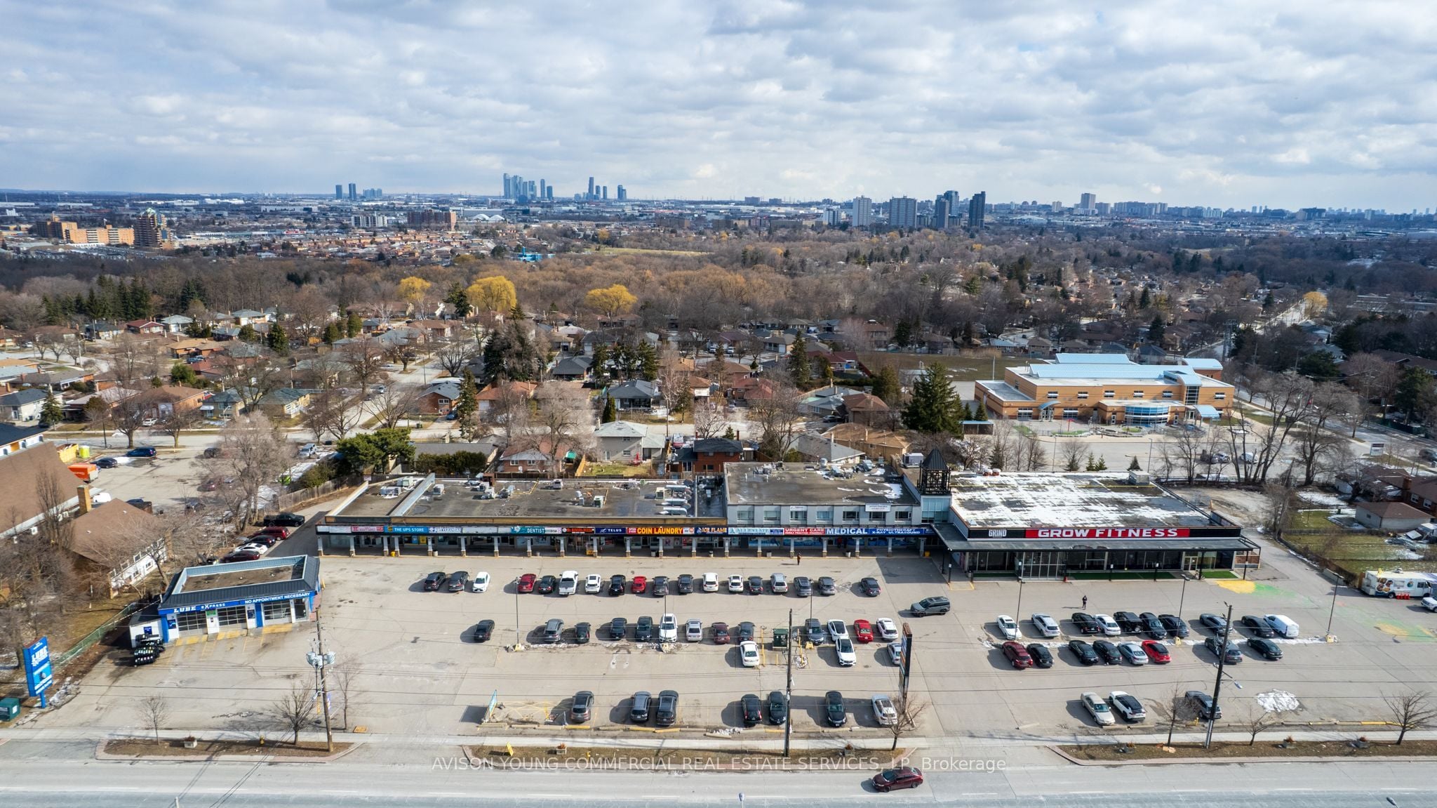 1010 Albion Road, Toronto, ON, M9V 1A7