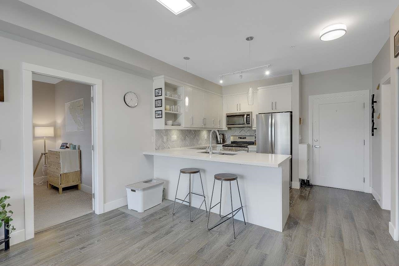 Additional image 3 of 205-14550 Winter Crescent, Surrey, BC, V4P 0G4