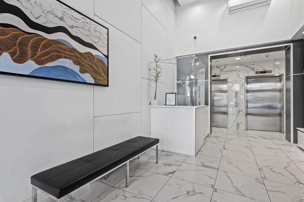 Additional image 3 of 607-480 Robson Street, Vancouver, BC, V6B 1S1