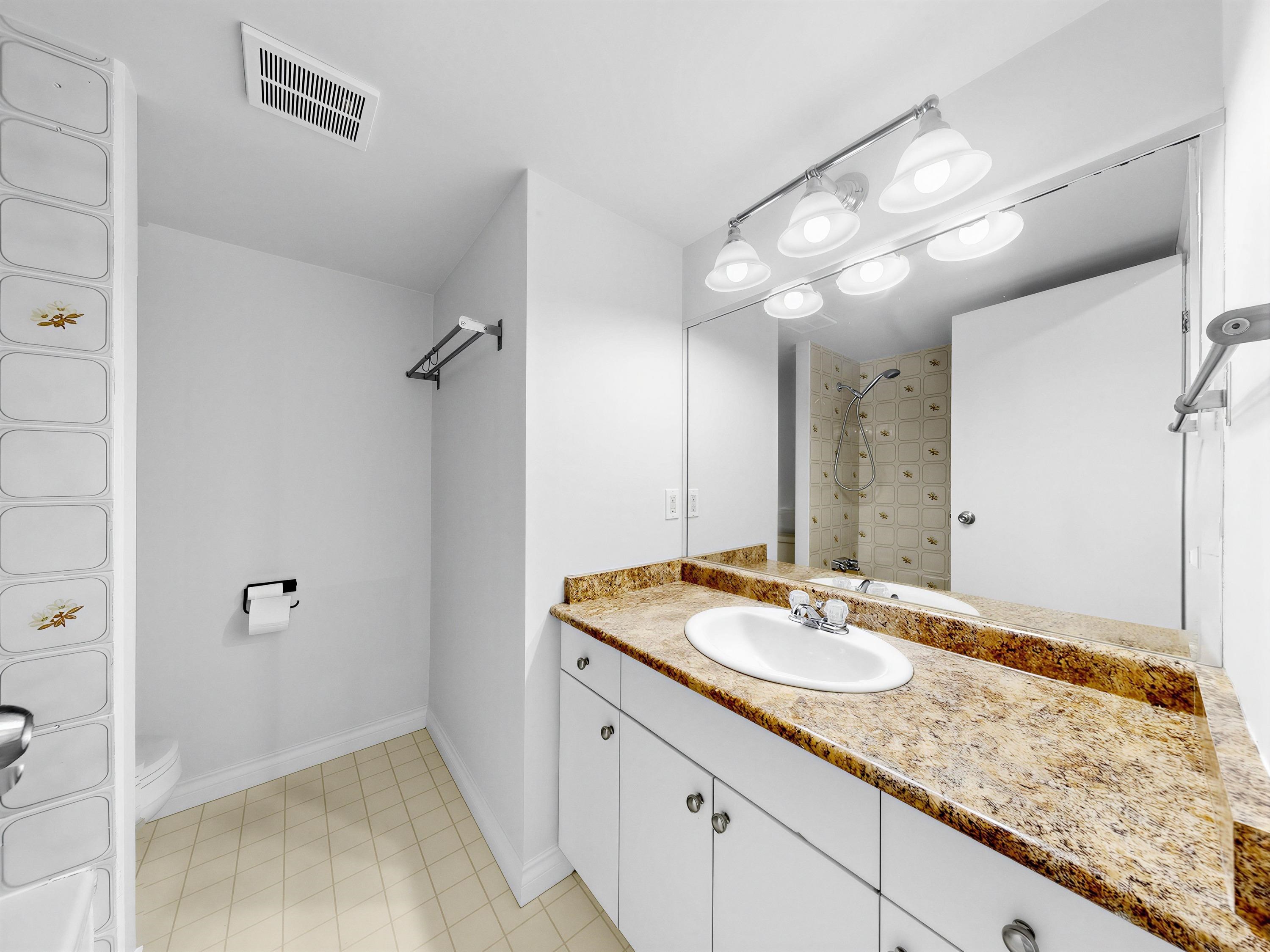 Additional image 3 of 1403-6455 Willingdon Avenue, Burnaby, BC, V5H 4E4