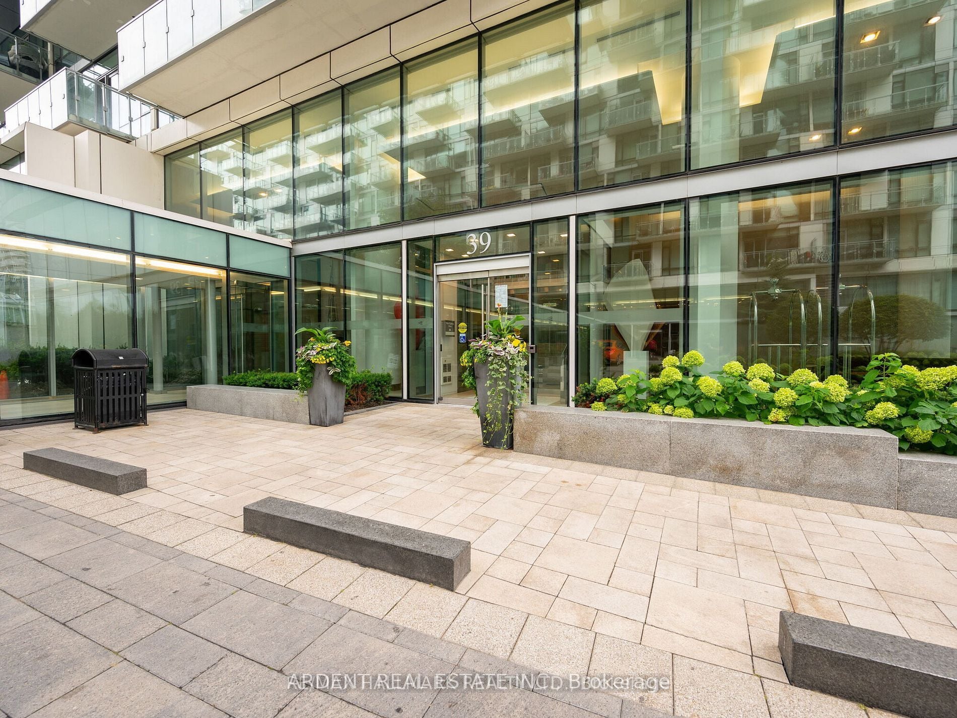 Additional image 6 of 824-39 Queens Quay N/a E, Toronto, ON, M5E 0A5