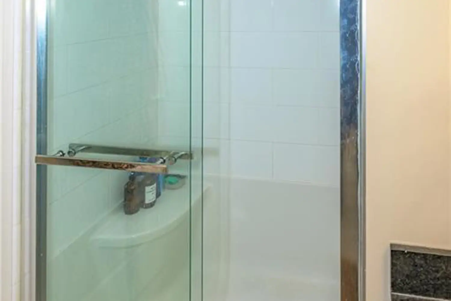Additional image 17 of 1850 Beaverbrook Avenue 3