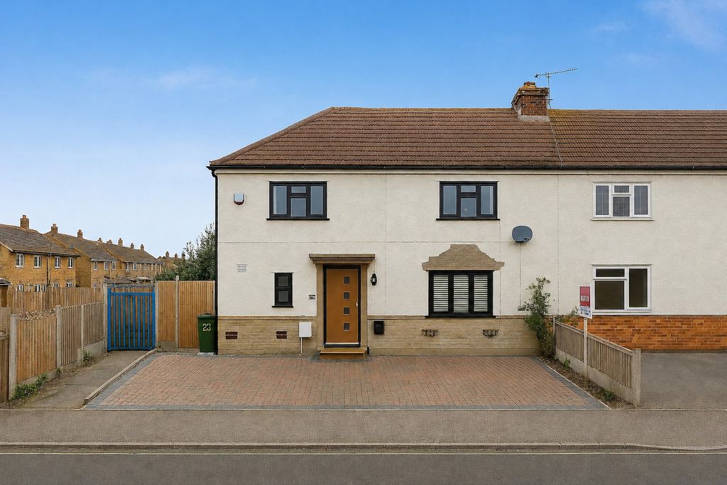 3 bed end terrace house for saleMiddletune Avenue, Sittingbourne ME10