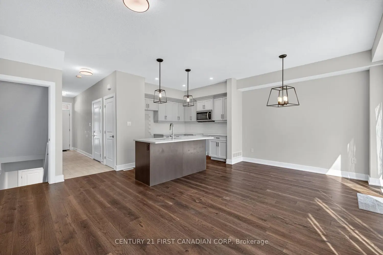601 Lions Park Drive 84 photo 4
