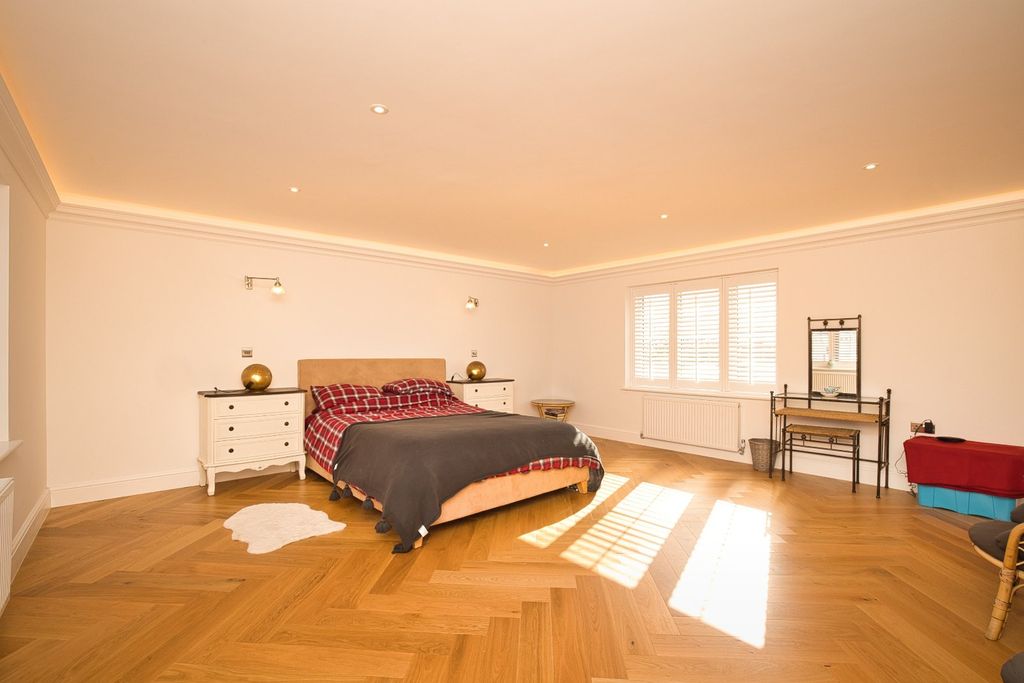 Additional image 9 of 5 bed detached house for saleJohn Douglas Drive, Monkton, Ramsgate, Kent CT12
