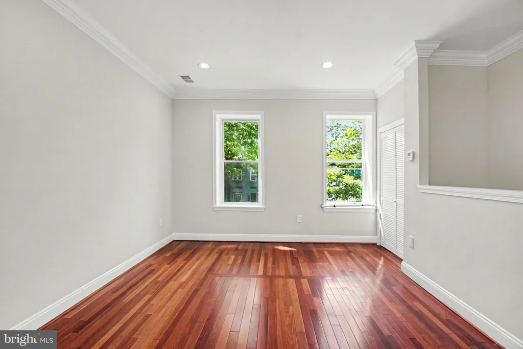 Additional image 3 of 219 P Street NW, Washington, DC 20001