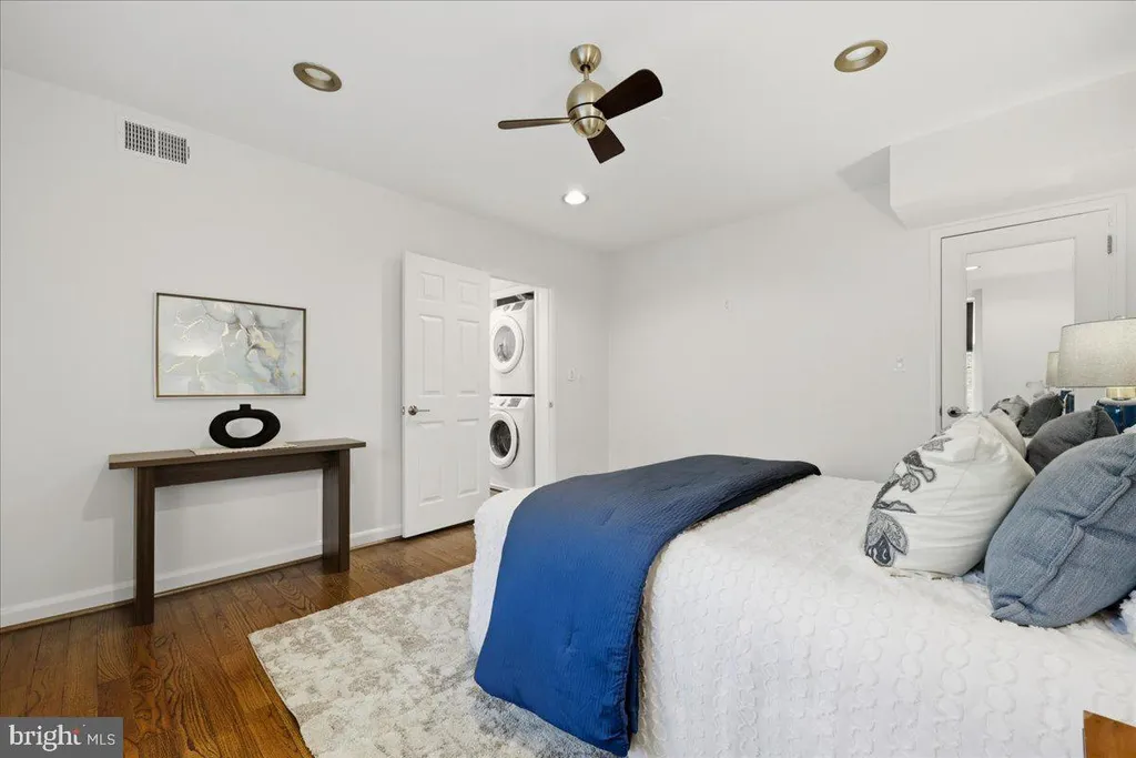 Additional image 21 of 3621 39th Street NW Unit E323, Washington, DC 20016