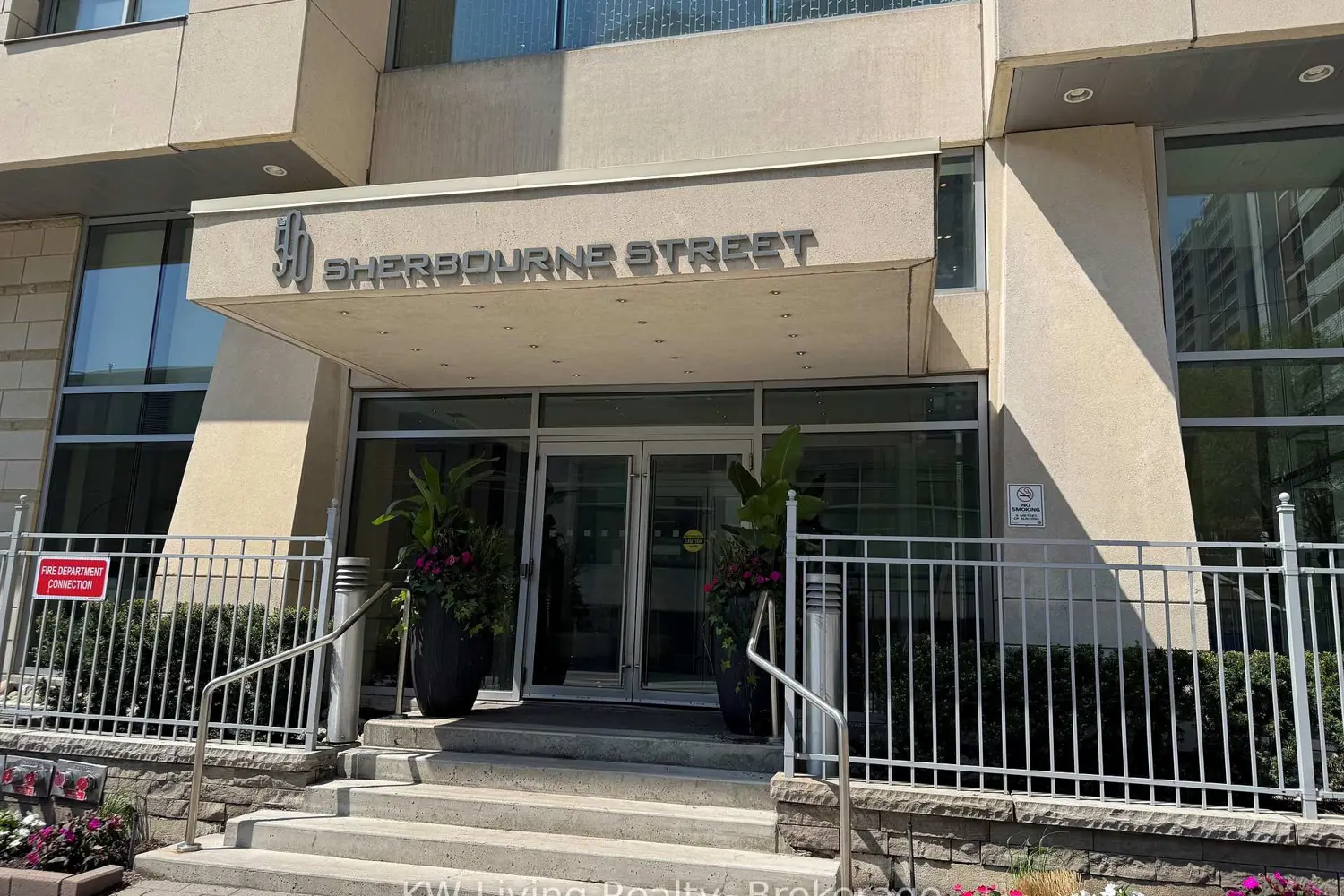500 Sherbourne Street 1010