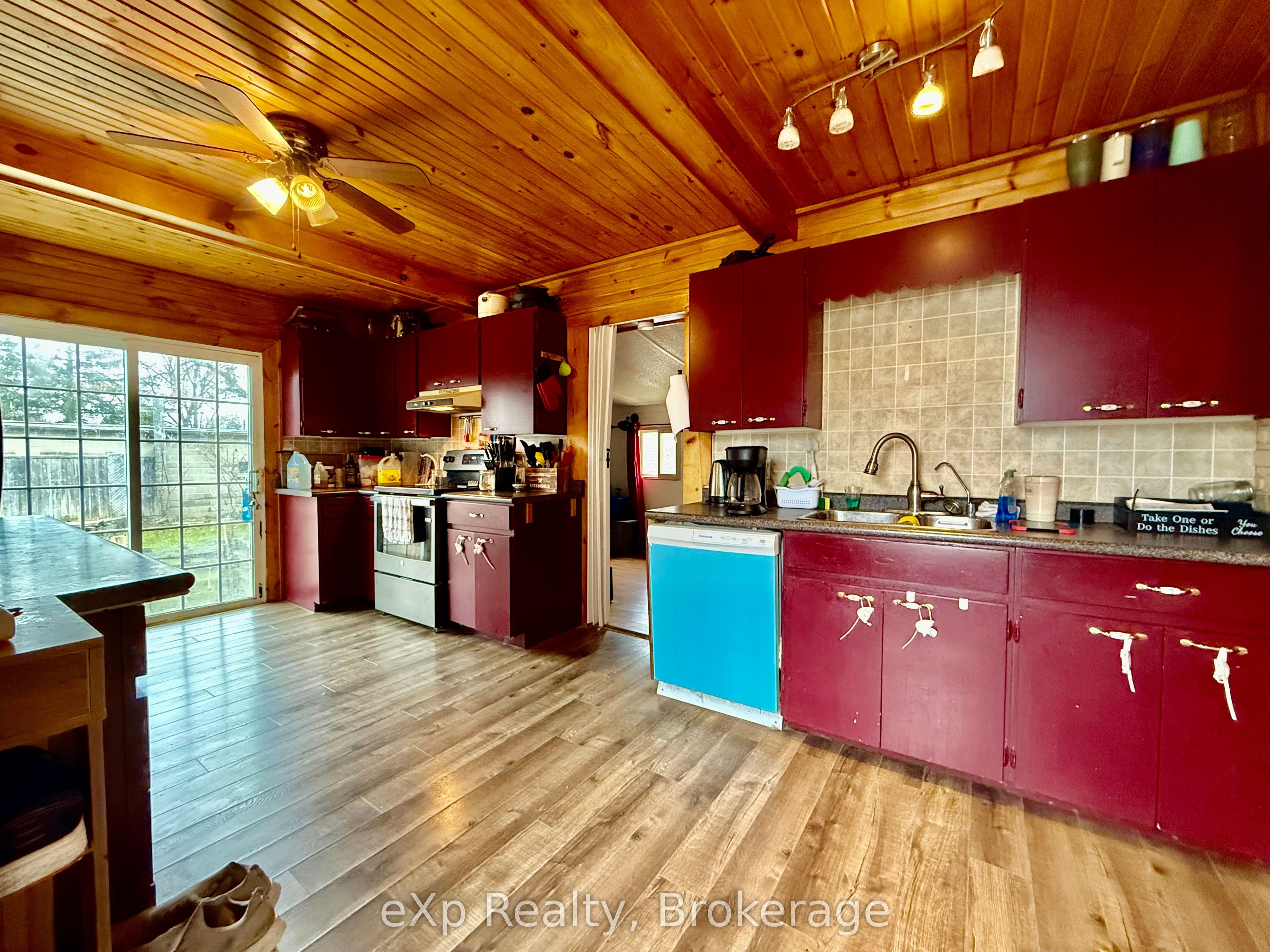 Additional image 2 of 388 11th Street, Hanover, ON, N4N 1S5