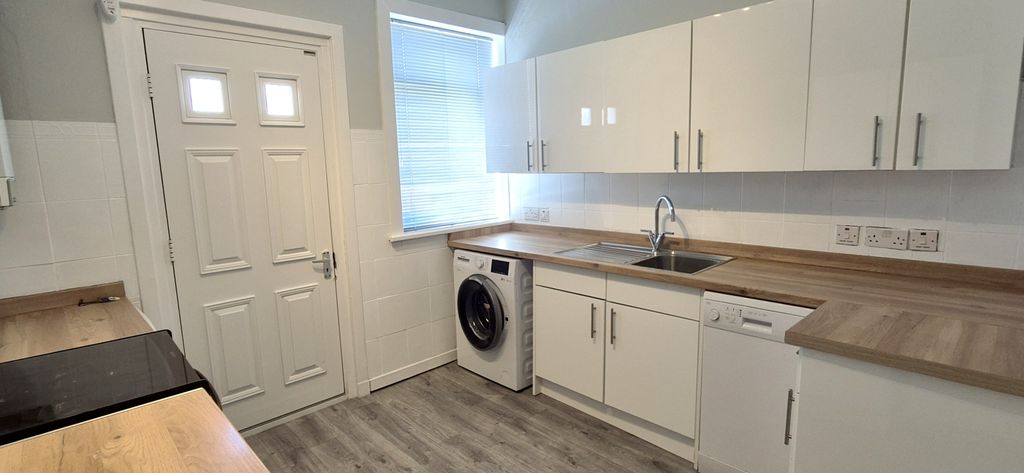 Additional image 3 of 2 bed flat for saleLawfield Avenue, West Kilbride KA23