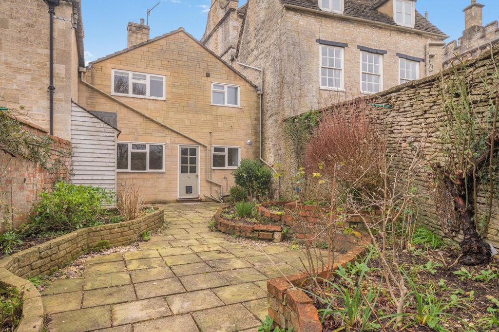 Additional image 11 of 3 bed terraced house for saleCecily Hill, Cirencester, Gloucestershire GL7